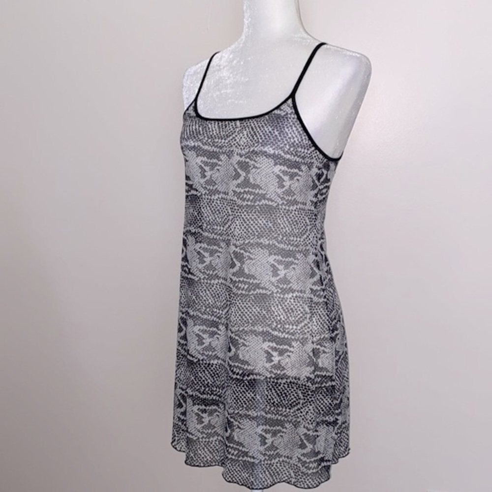 Vintage 90’s Victoria’s Secret mesh snake skin slip - Picture 3 of 9
